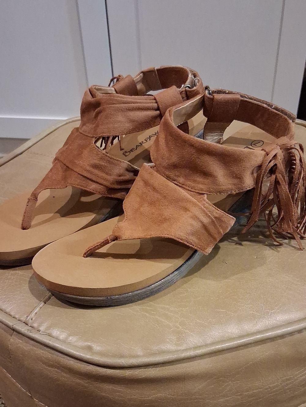BearPaw Women's Tan Suede Fringe Thong Sandals